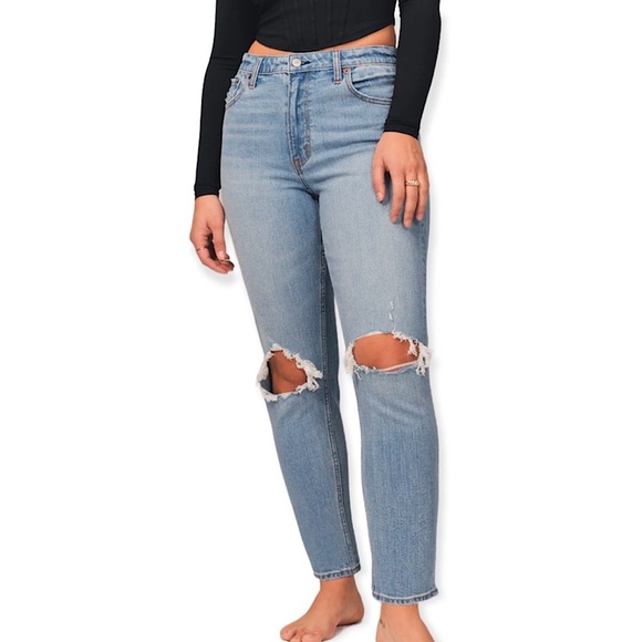 Abercrombie & Fitch Denim - Abercrombie & Fitch The Mom High Rise Jeans